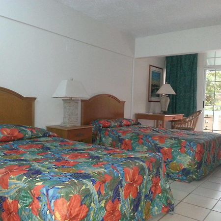 Costa Dorada Beach Resort & Villas Isabela Buitenkant foto