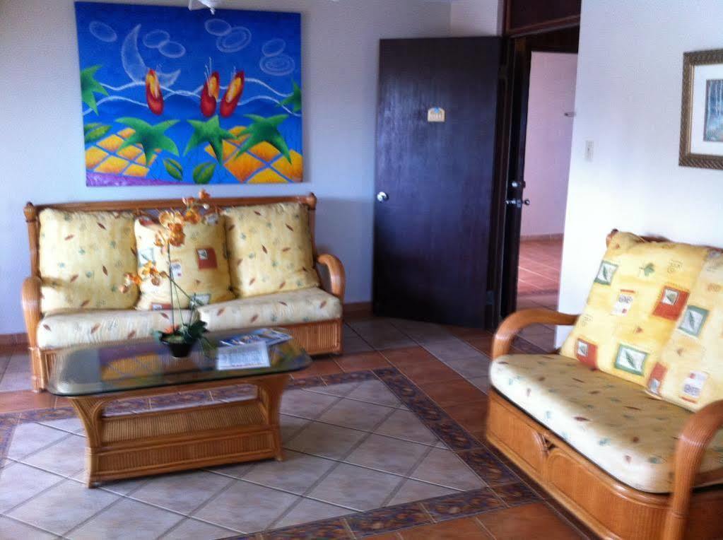 Costa Dorada Beach Resort & Villas Isabela Buitenkant foto