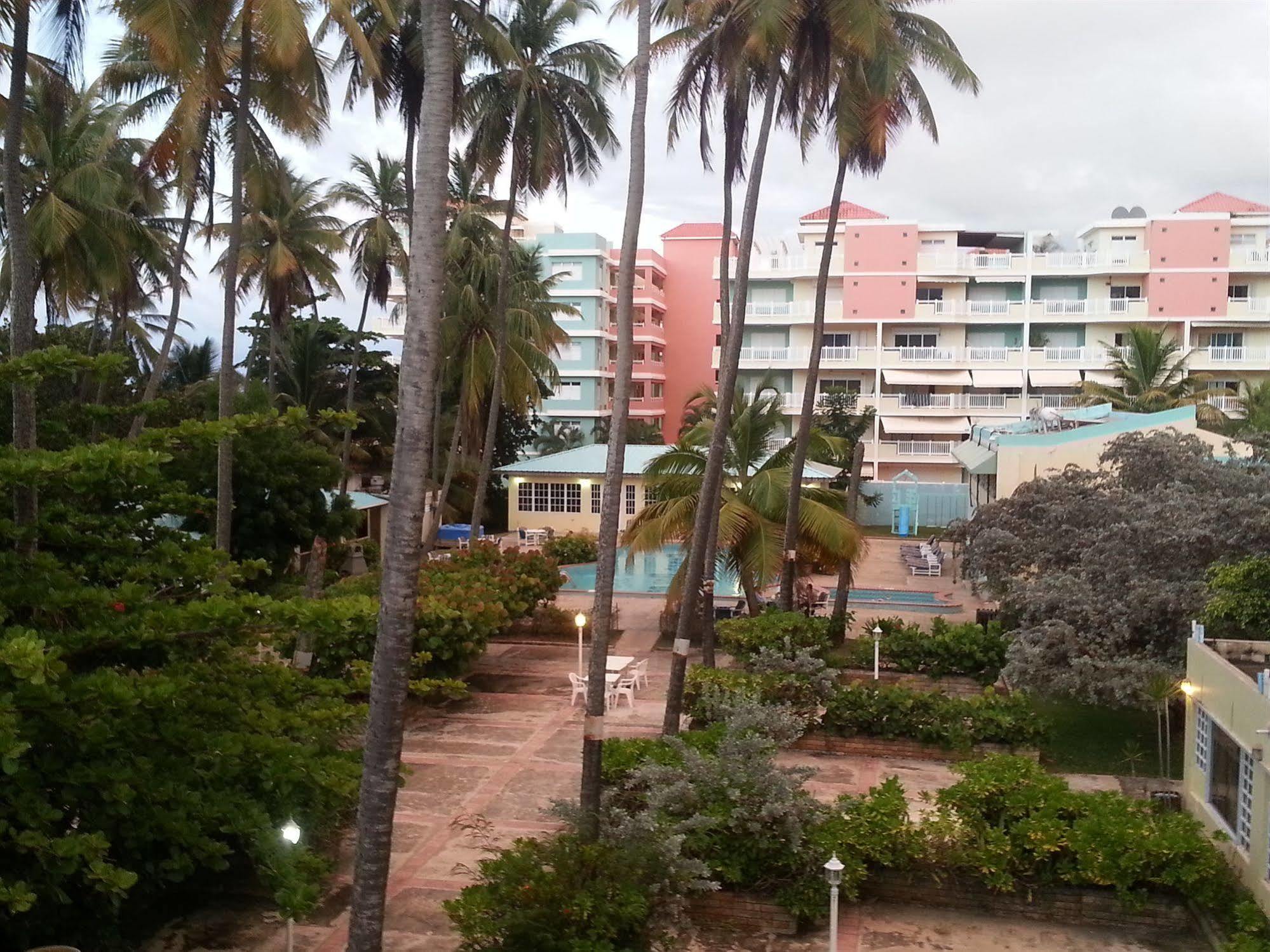 Costa Dorada Beach Resort & Villas Isabela Buitenkant foto